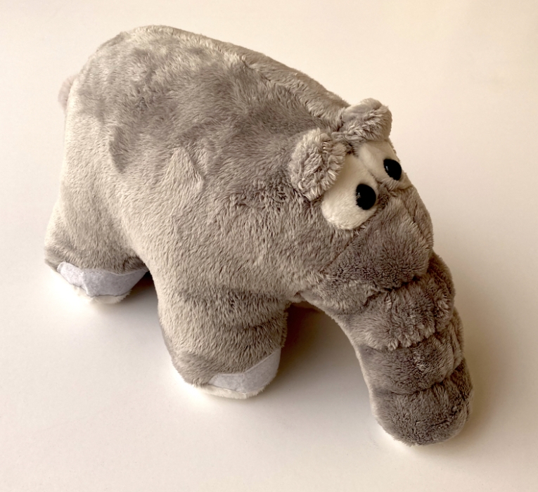 Großer Plüsch Ottifant grau