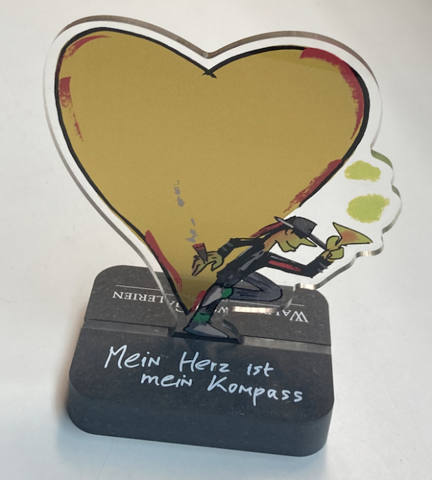 + 1 Acryl Figur "KOMPASS" gratis!