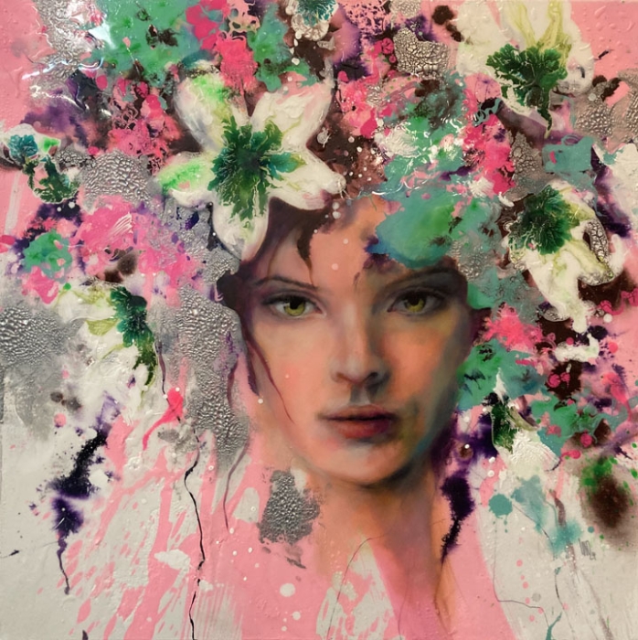 ILONA GRISS-SCHWÄRZLER: Kissed by Flowers