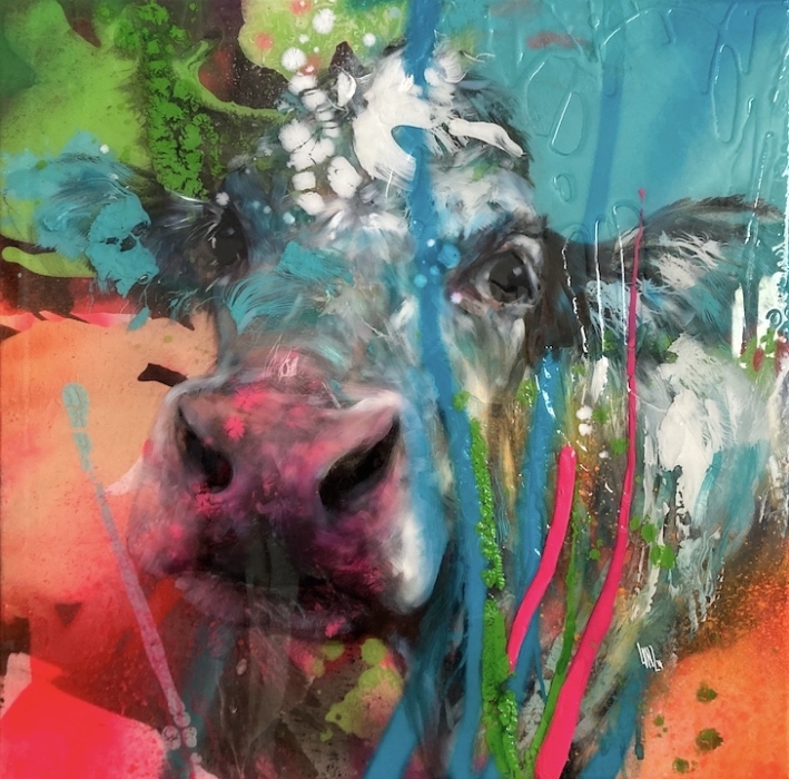 ILONA GRISS-SCHWÄRZLER: Cow vivid (blau)