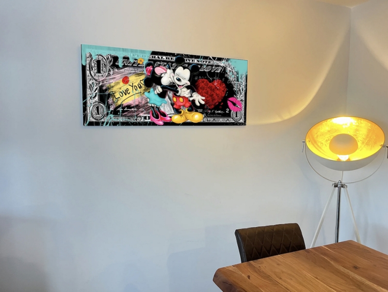 SKYYLOFT: 120 cm Love Dollar